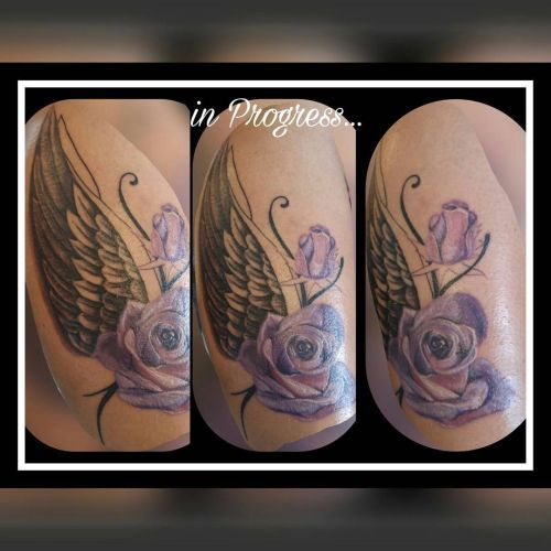 Rose Fluegel Color Tattoo